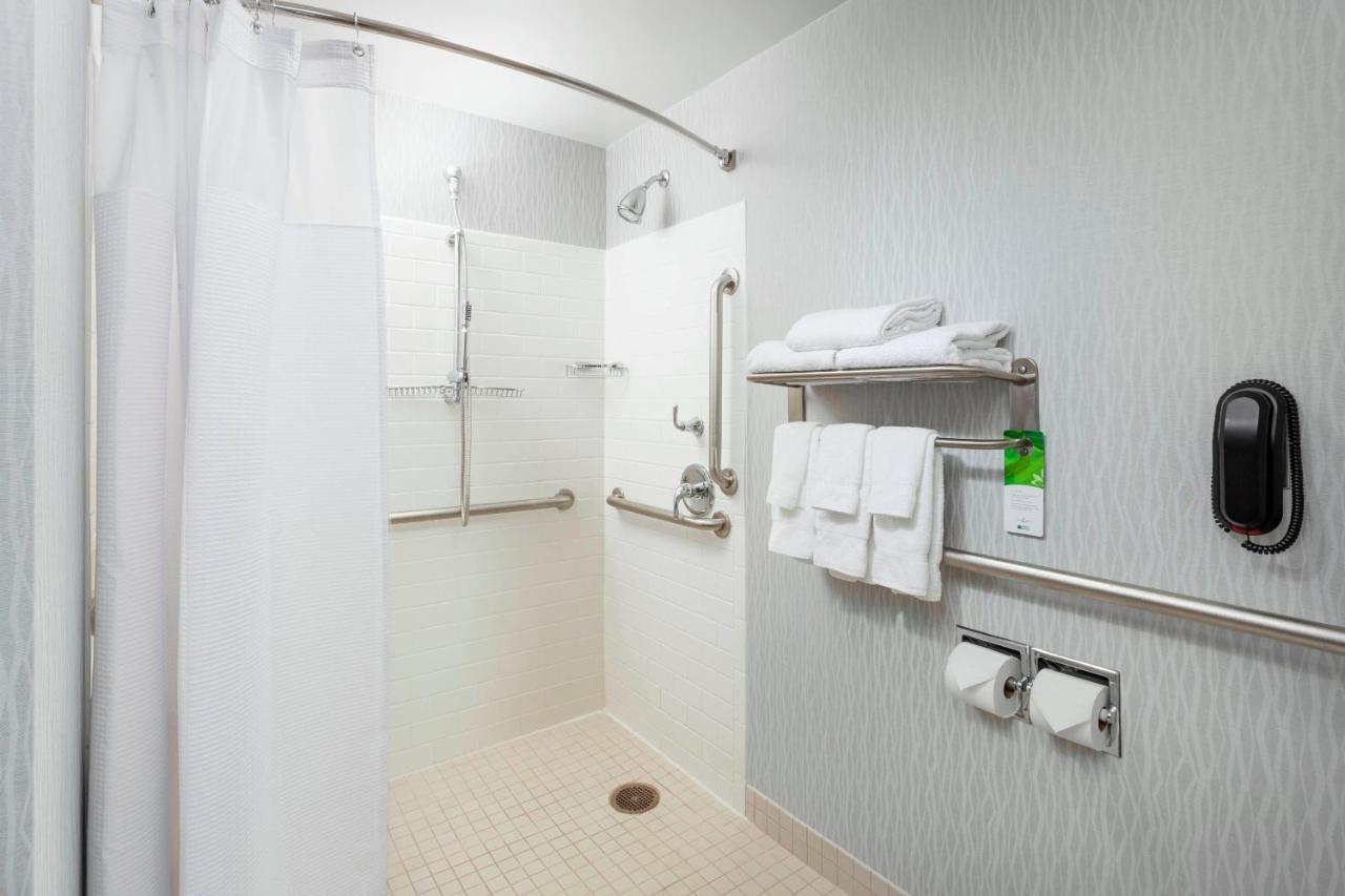Springhill Suites Chicago Downtown/River North Экстерьер фото