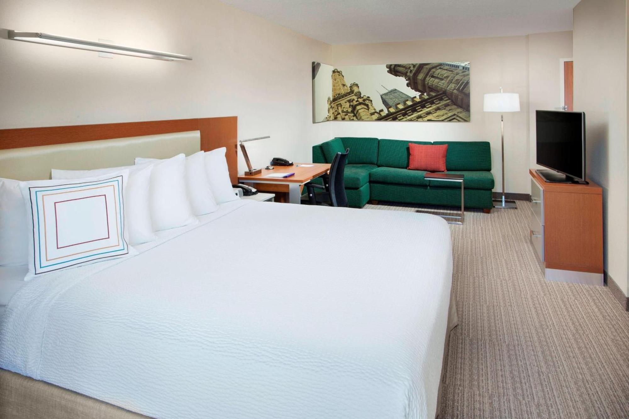 Springhill Suites Chicago Downtown/River North Экстерьер фото
