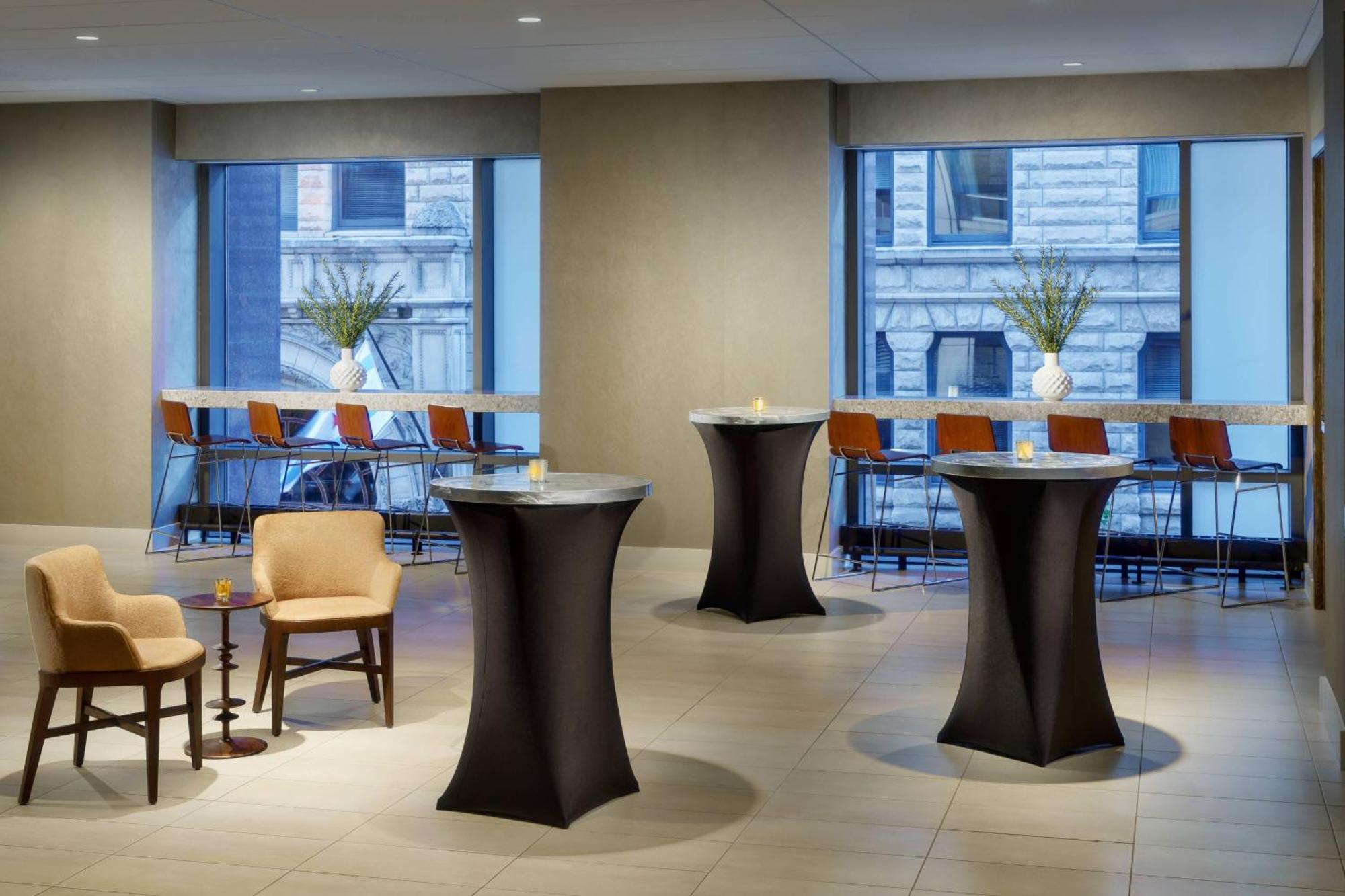 Springhill Suites Chicago Downtown/River North Экстерьер фото